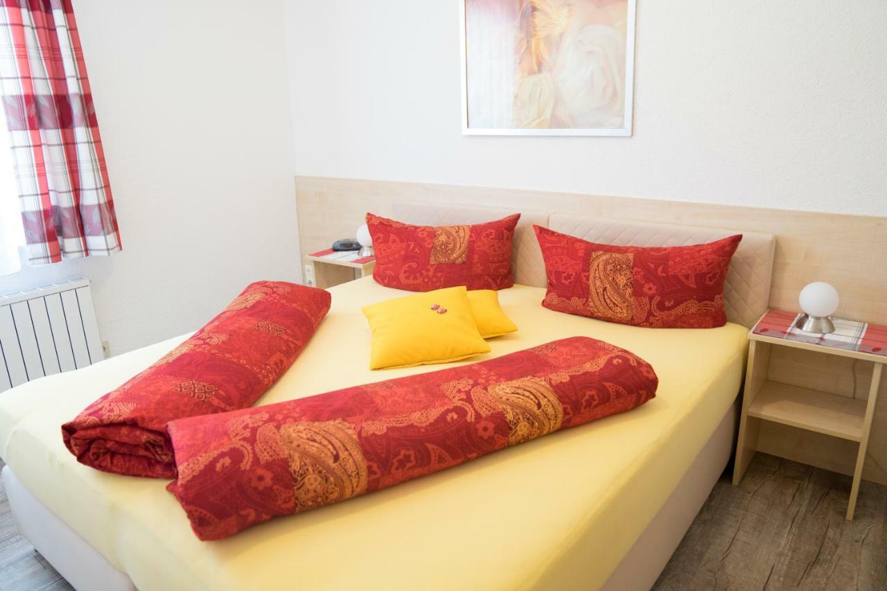 Ferienwohnung Permoser ノイシュティフト・イム・シュトゥーバイタール エクステリア 写真
